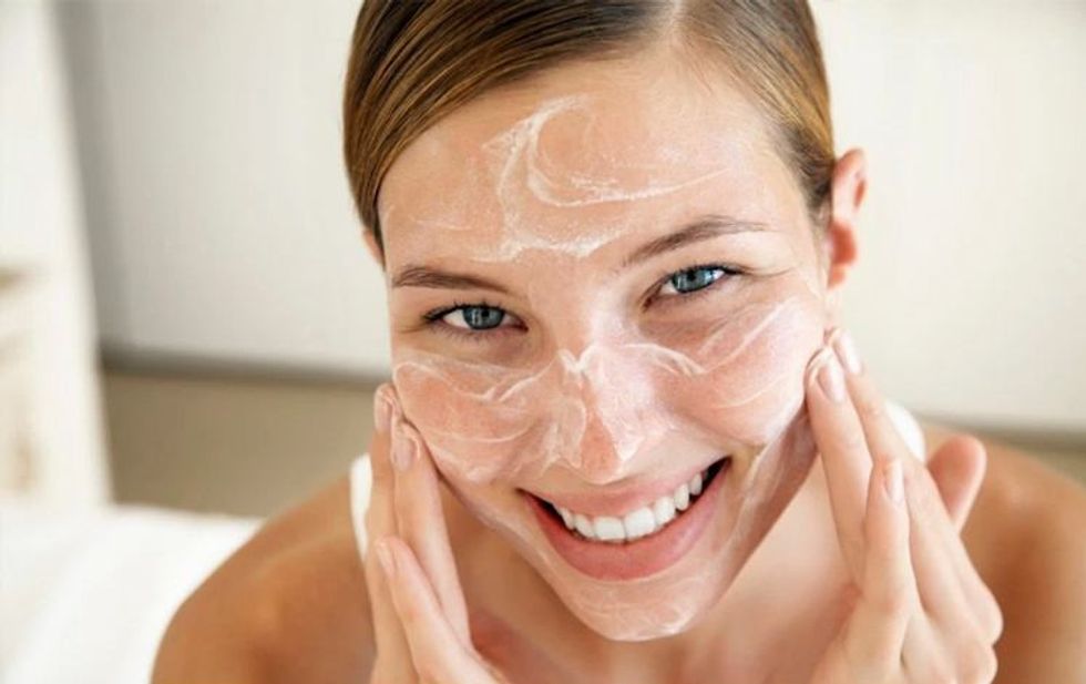 coconut oil and baking soda for face