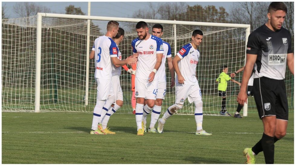 Collage Maker 02 Nov 2022 06.24 PM