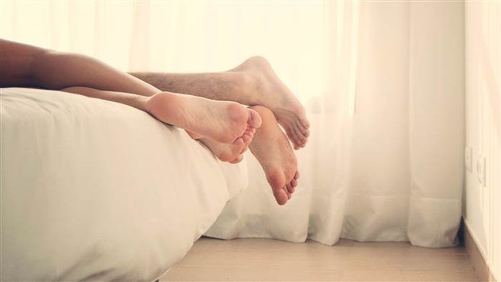 couple bed stock today 151117 820033563850c7eee35e91f2e9df3293 today inline large