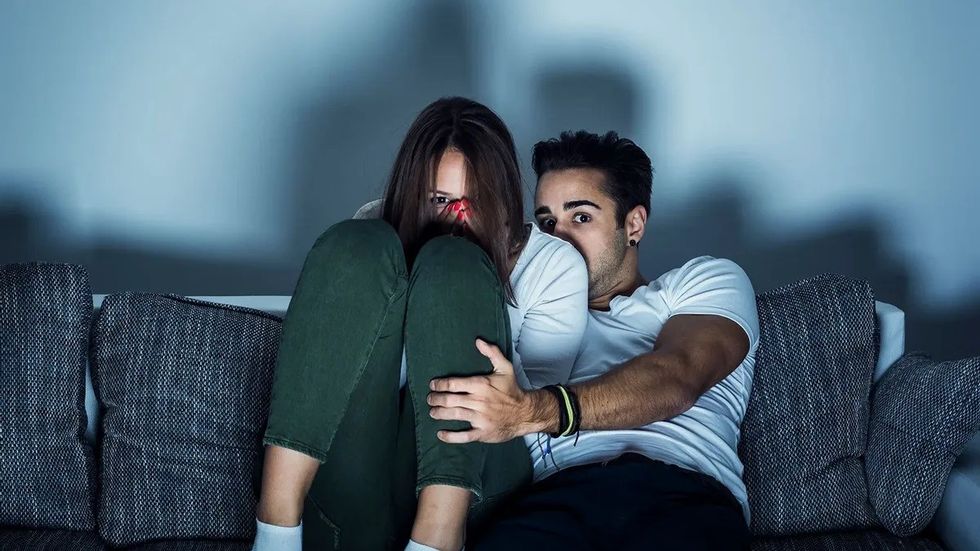 couple watching scary movie 1028201