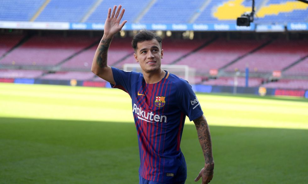 Coutinho prezantimi e1515418147774