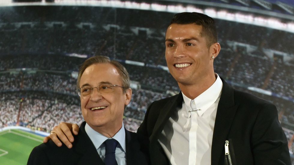 cristiano ronaldo florentino perez real madrid renewal 1p3fbqesnxngx10rh9mldqys4o