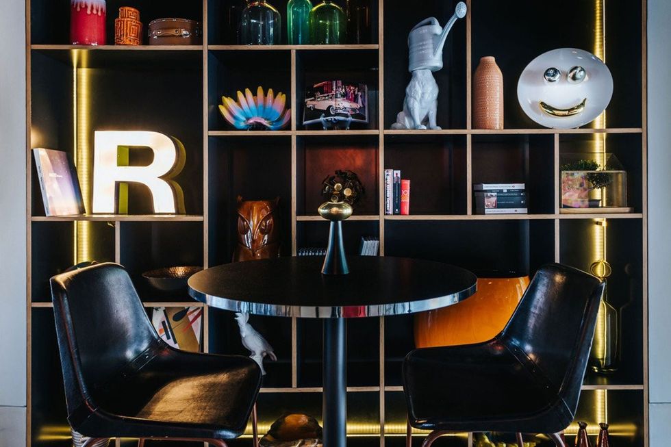 Cristiano-Ronaldo-Hotel-e1469301632627