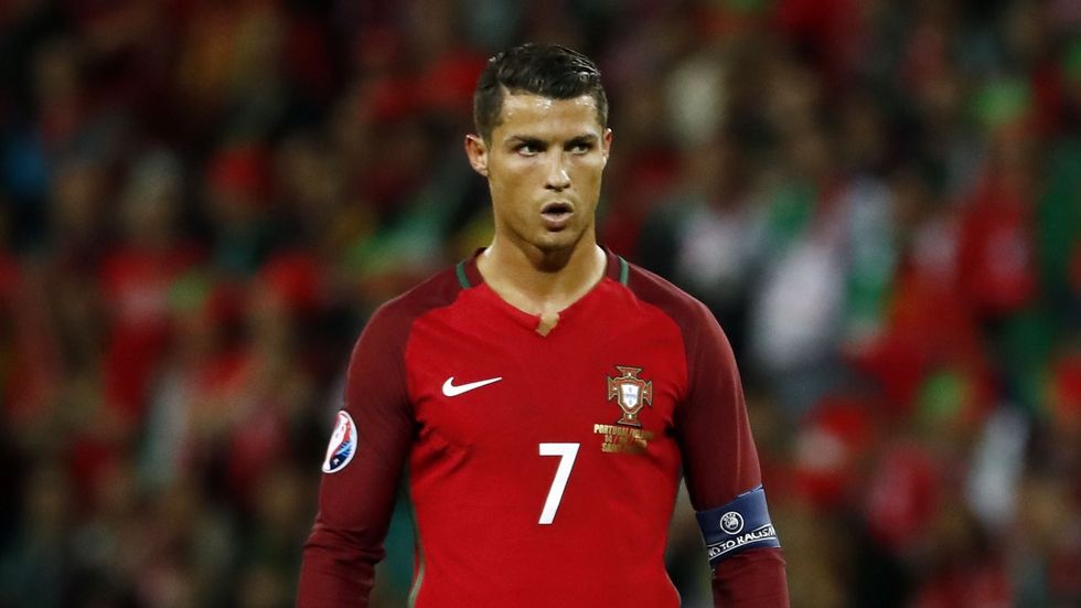 cristiano ronaldo portugal 1uuoexzbzkqqr114ebr0we6aw8