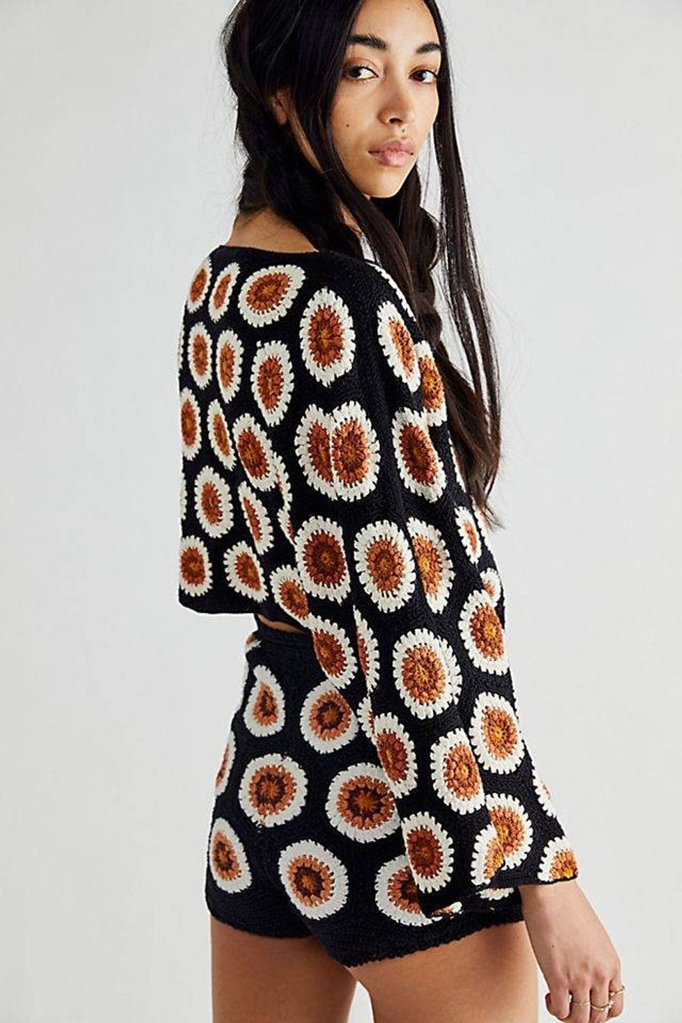 crochet fashion trend 2021 292272 1616418144505 main.c