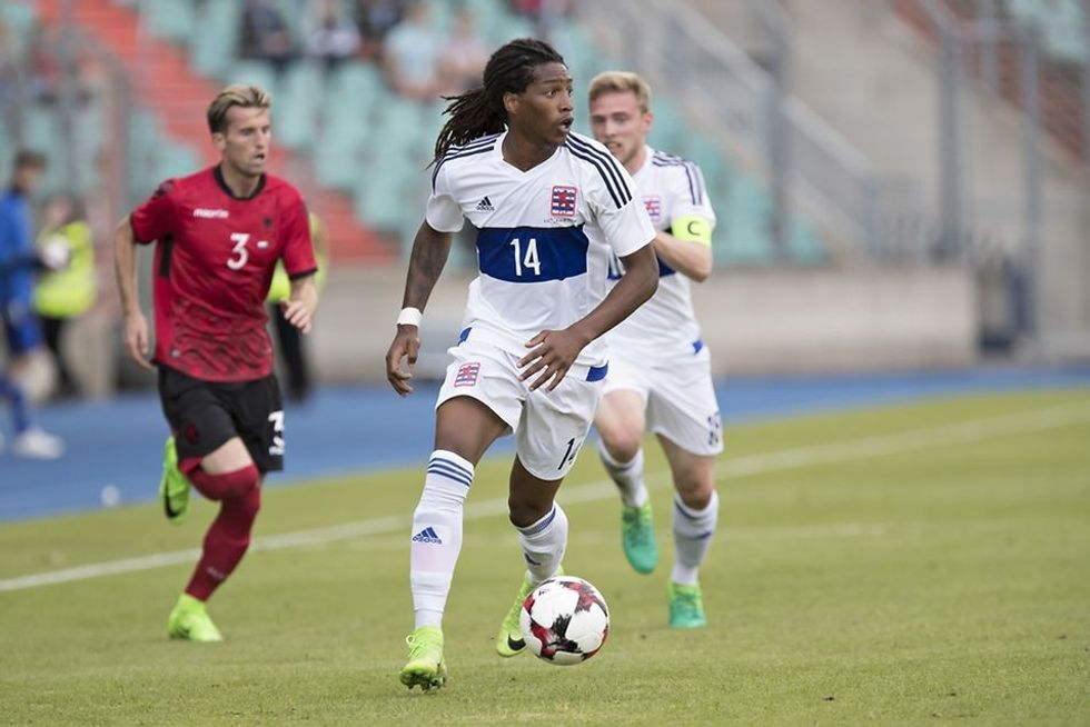 d0be2ef41bd5a035b82531b18f7f8eee62082ee9