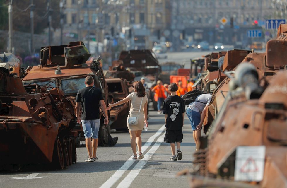 d2144294 453f 45b4 b7ea f1d18e6dd573