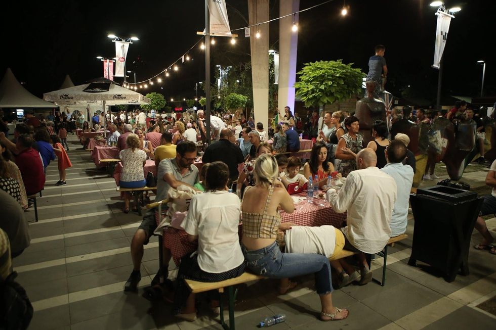 D31C2112 13A2 41E6 8B59 C9470DFFE948