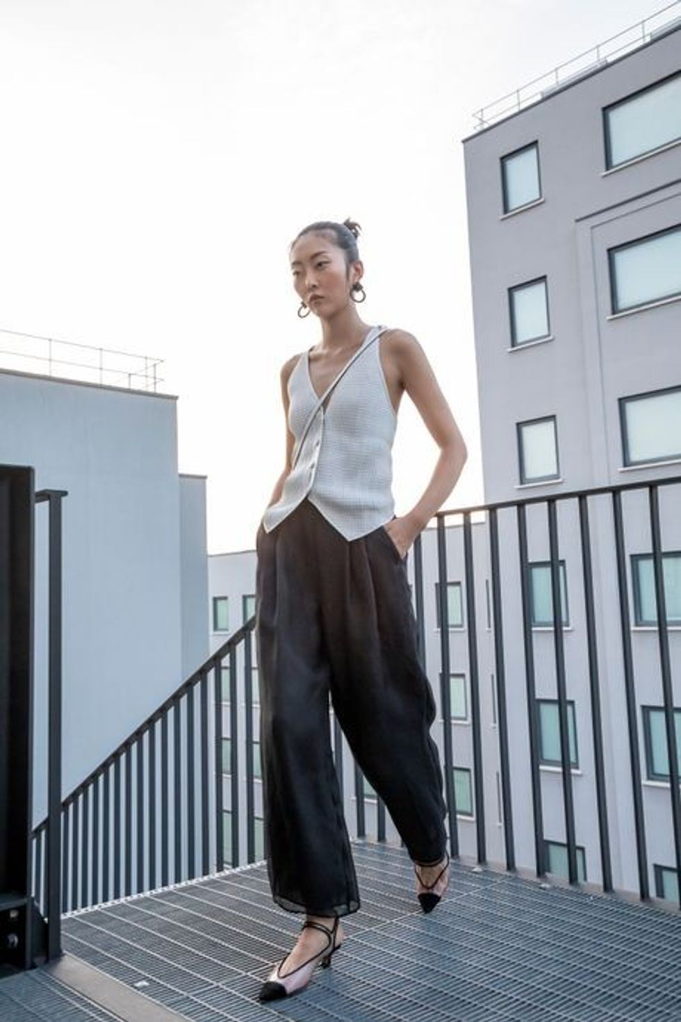 d45d6b2e5558d6429557e92afe2f533dd3 00058 Emporio Armani RTW Spring 21.rdeep vertical.w460