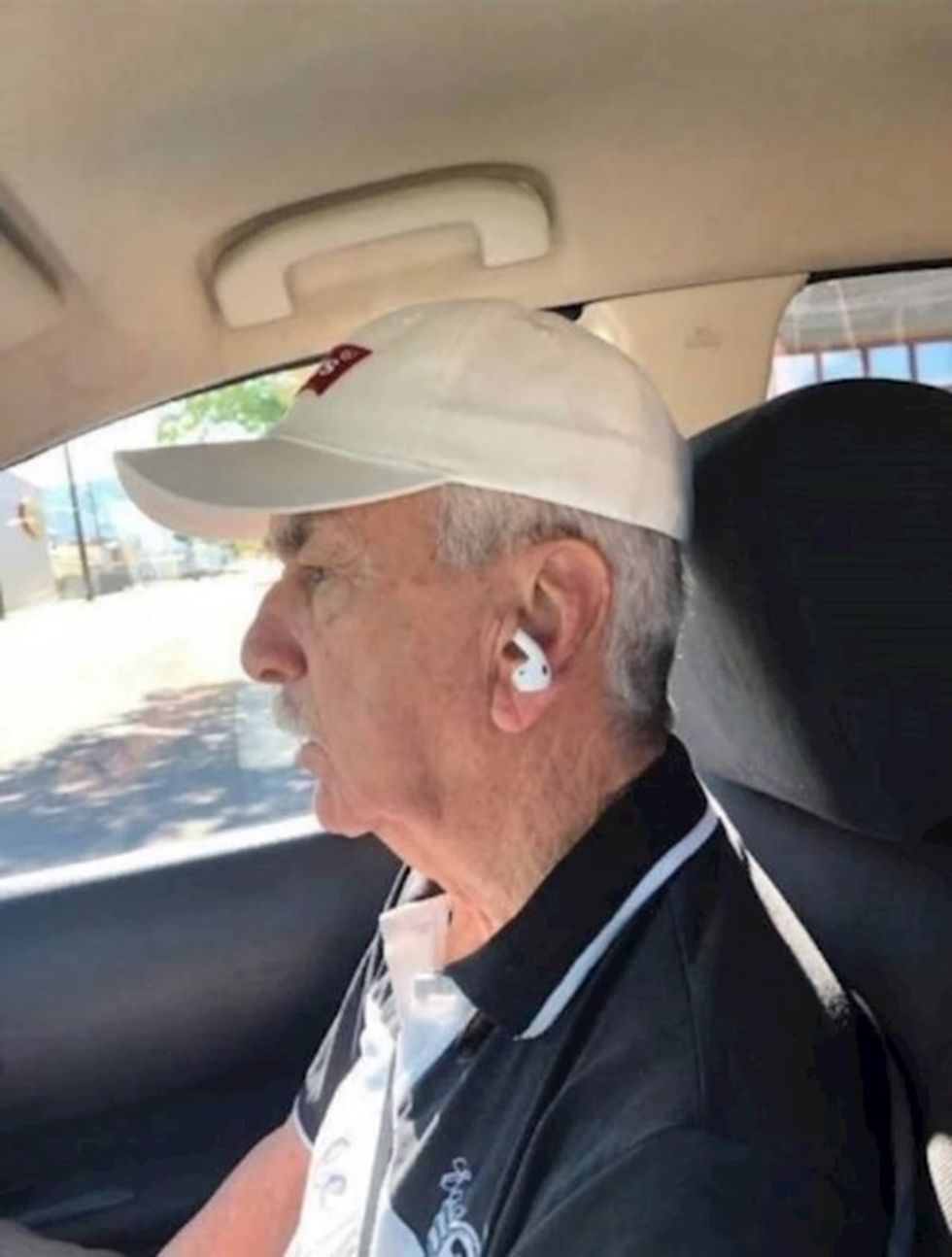 d7a94fe2 2cf5 4ff2 8814 311ec84a5db7