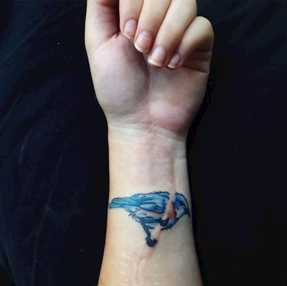 d819cb2f 56de 432d a51c f4f811041083