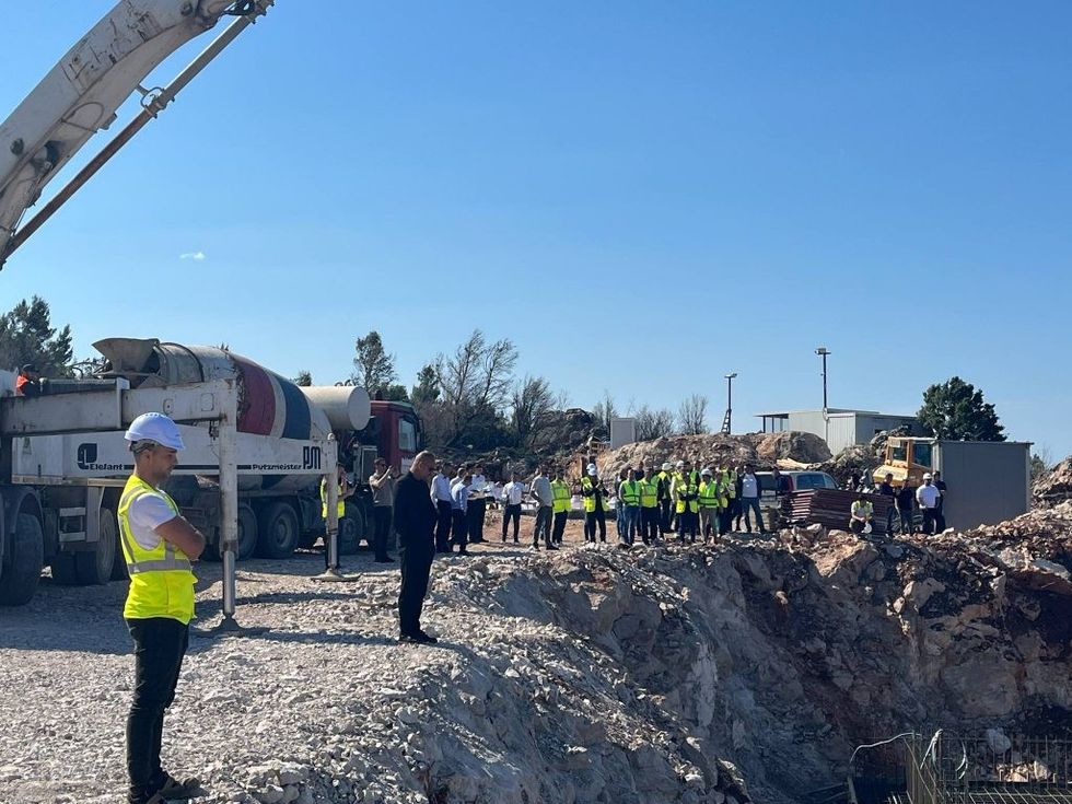 d92d461e ca98 4b62 987b e85823a3ce03 1