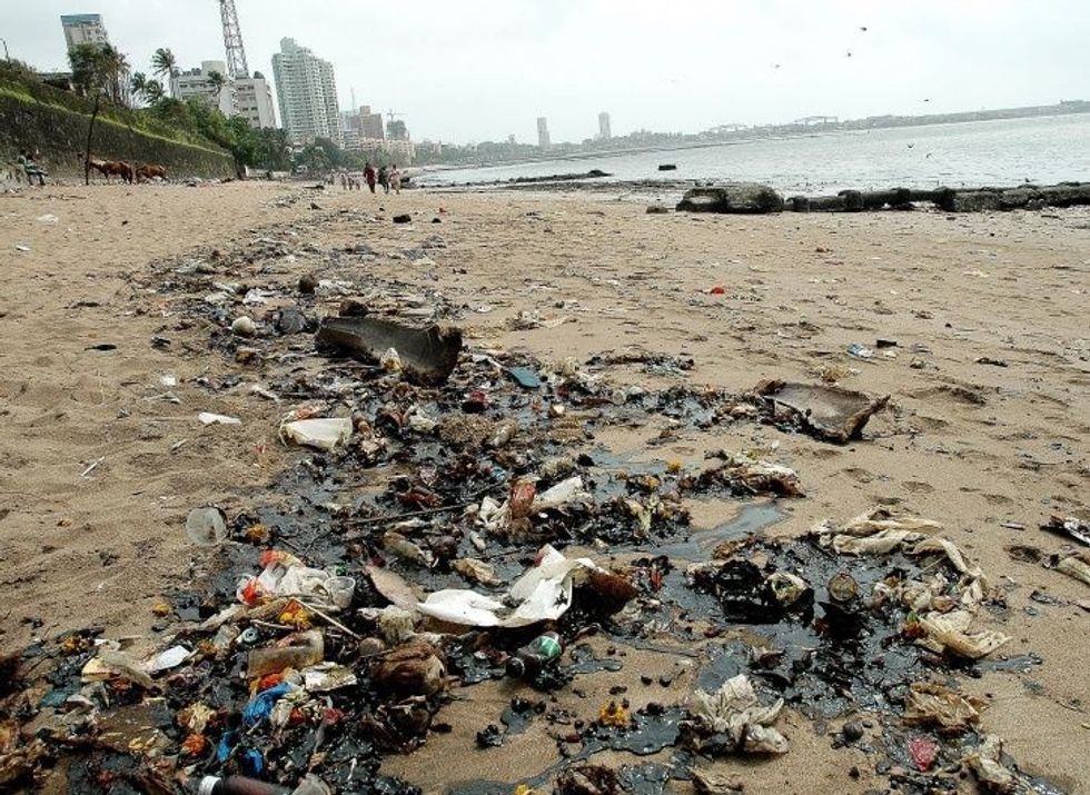 dadar chowpatty beach 1571982820