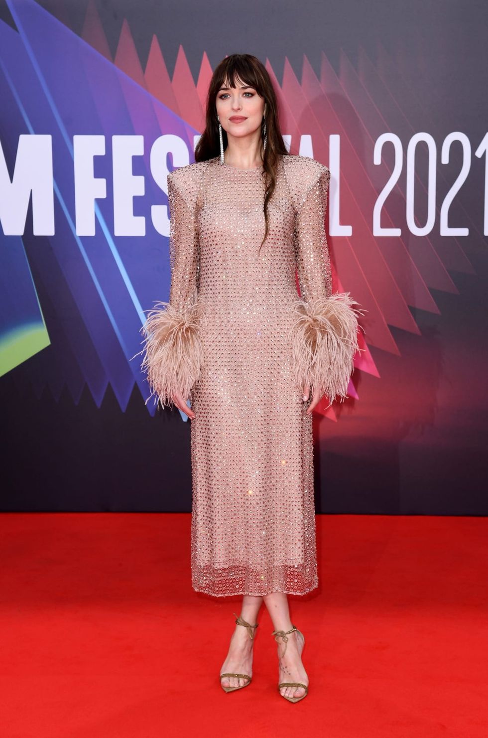 dakota johnson best dressed celebrities 2021 2