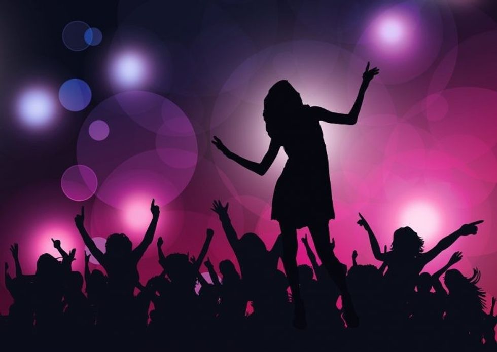 dance-club-254494_960_720-