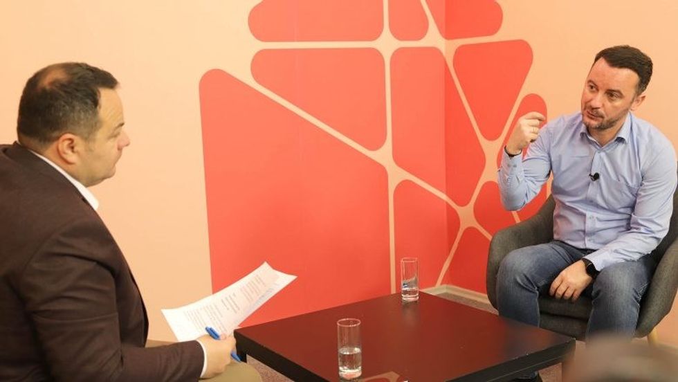 Dardan Molliqaj interviste foto Ridvan Slivova 32 1