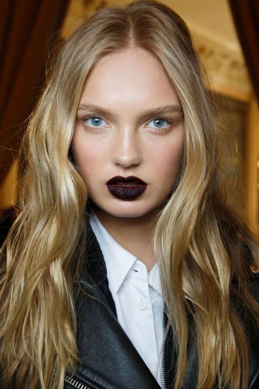 dark red lipstick goth (1)