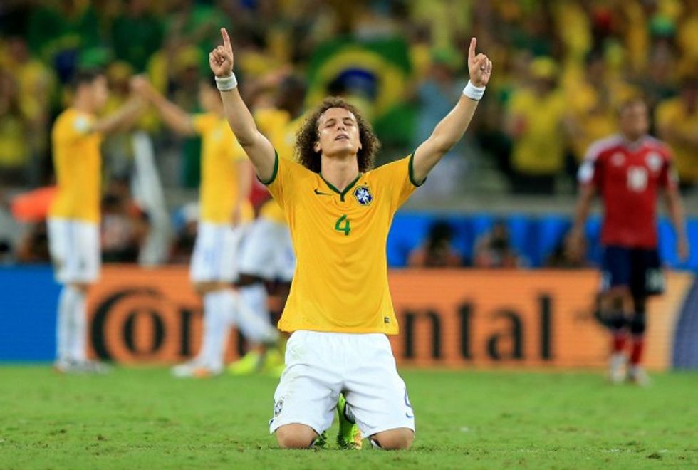 David Luiz Prayer