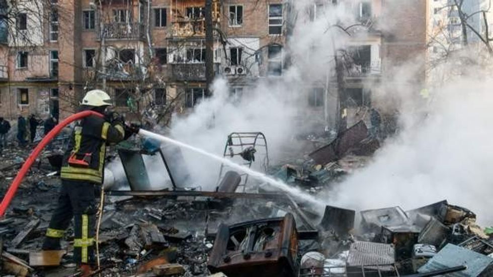 db606448 a174 4d6e 89d5 f4239f3d333d