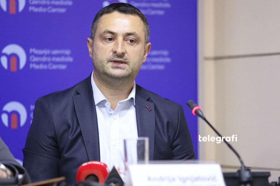 debat me kandidatet serb e boshnjak Zgjedhjet lokale ne veri te Kosoves – per dhe kunder Cagllavice Andrija Ignjatoviq foto Ridvan Slivova 6