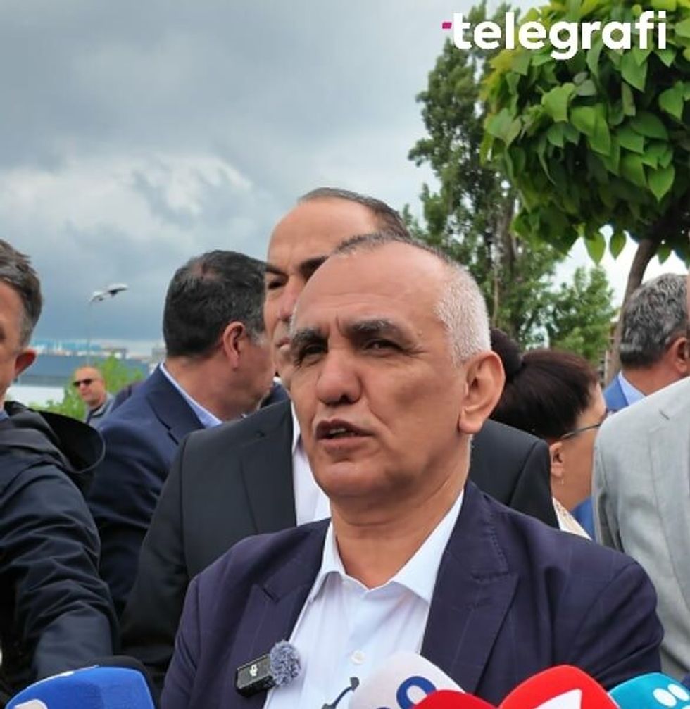 dec80145 a5bd 405a af17 645864b2377b e1748519844476