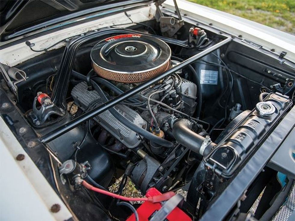 Del në Ankand Ford Shelby i prodhuar më 1965 pritet te arrije shume rekorde foto 7