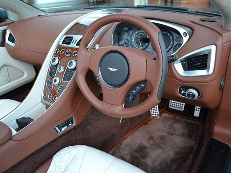 Del në shitje Aston Martin më i rrallë ndonjëherë foto 8