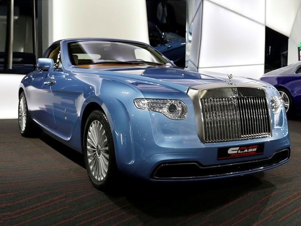 Del në shitje i vetmi Rolls Royce Hyperion foto 2