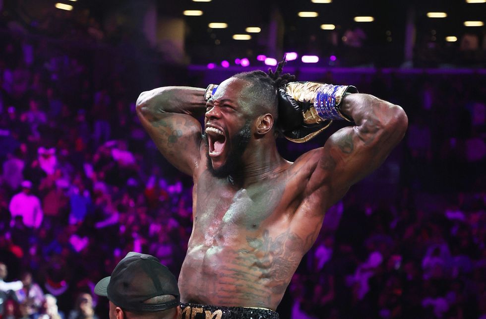 Deontay Wilder feston pasi mposhti Robert Helenius
