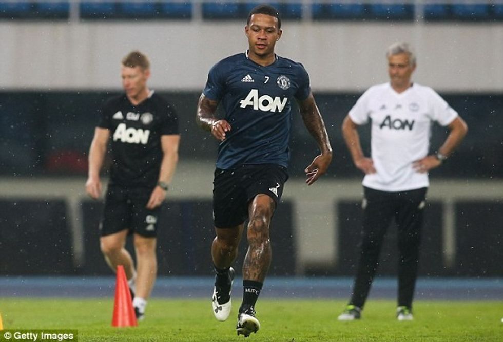 depay 4