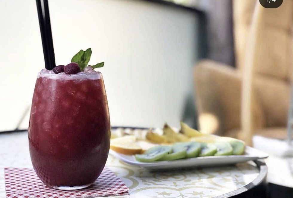 DF06A4EC 19C8 464E AD93 872DD736597F