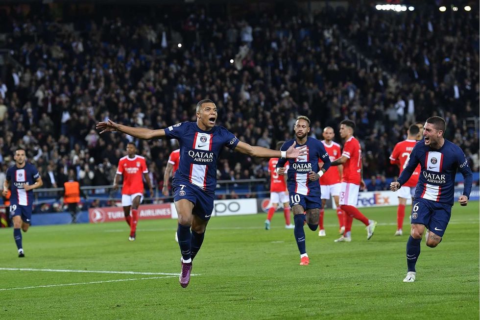 diapo benfica 29 mbappe