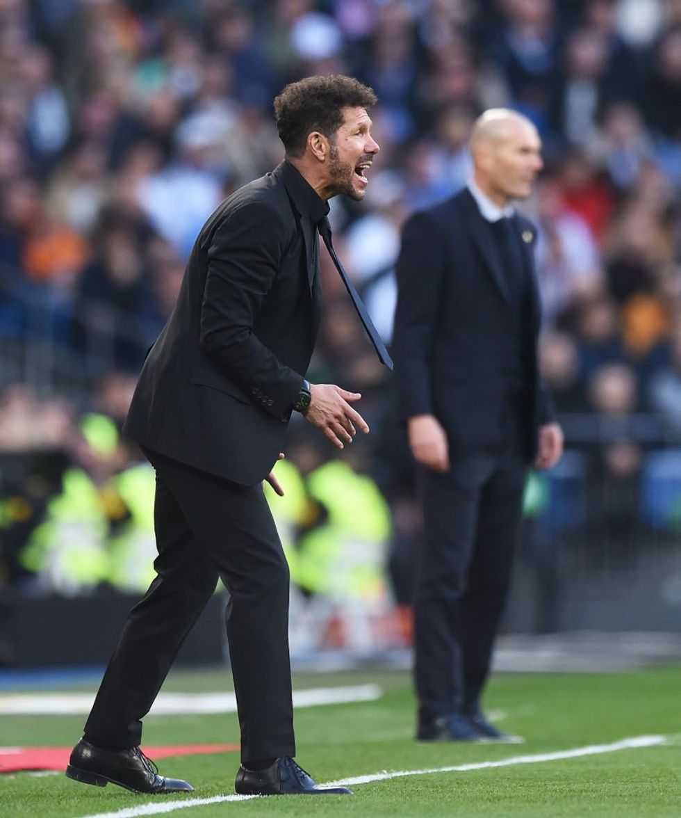 DiegoSimeonevsreal 2