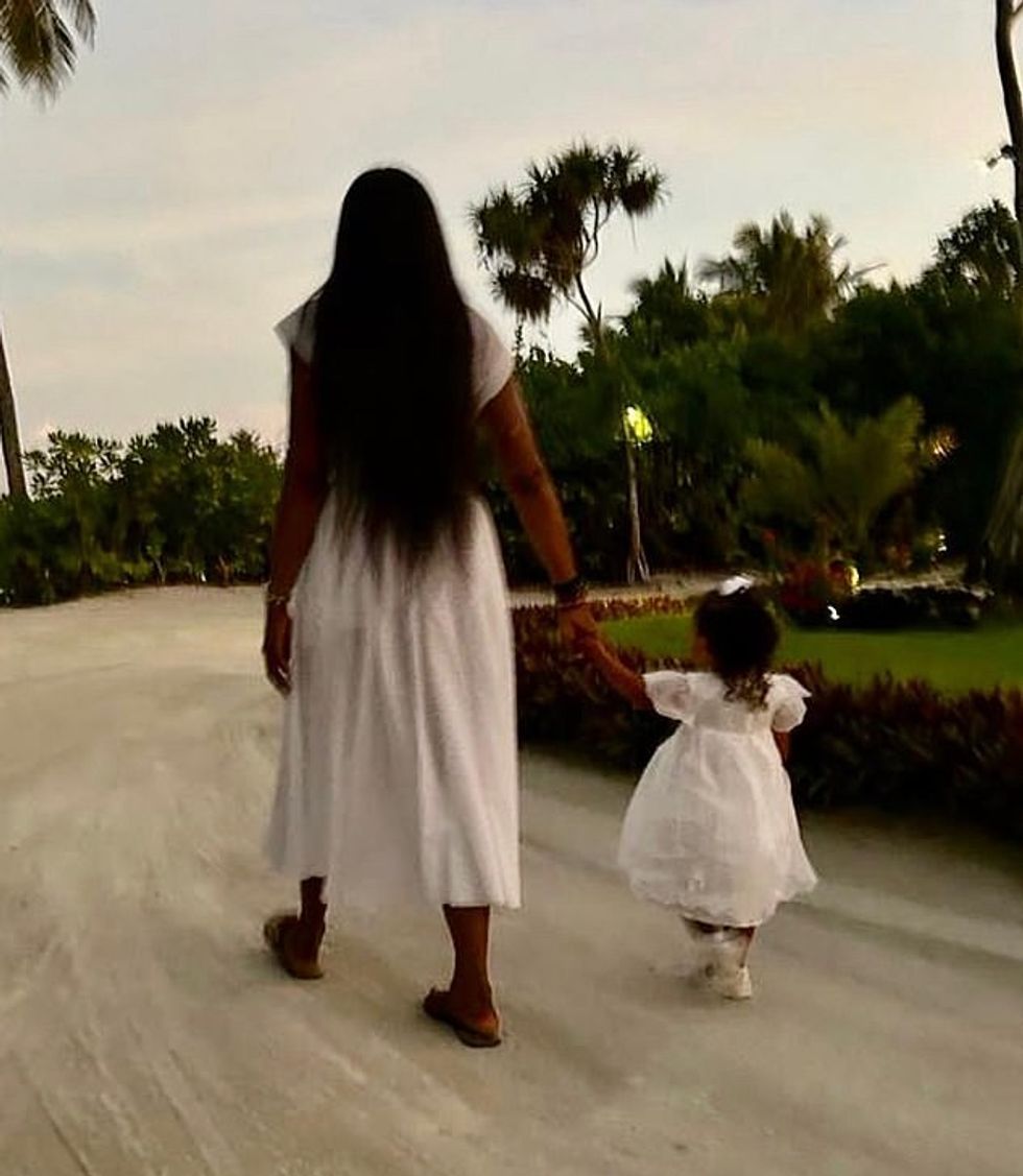 Diku tjetër në intervistë, ajo tregoi se nuk do ta lërë vajzën e saj të hyjë në botën e punës në moshën 15-vjeçare, pasi filloi karrierën e saj në vitet e saj të adoleshencës kur bëri xhirimet e saj të para të kopertinës.