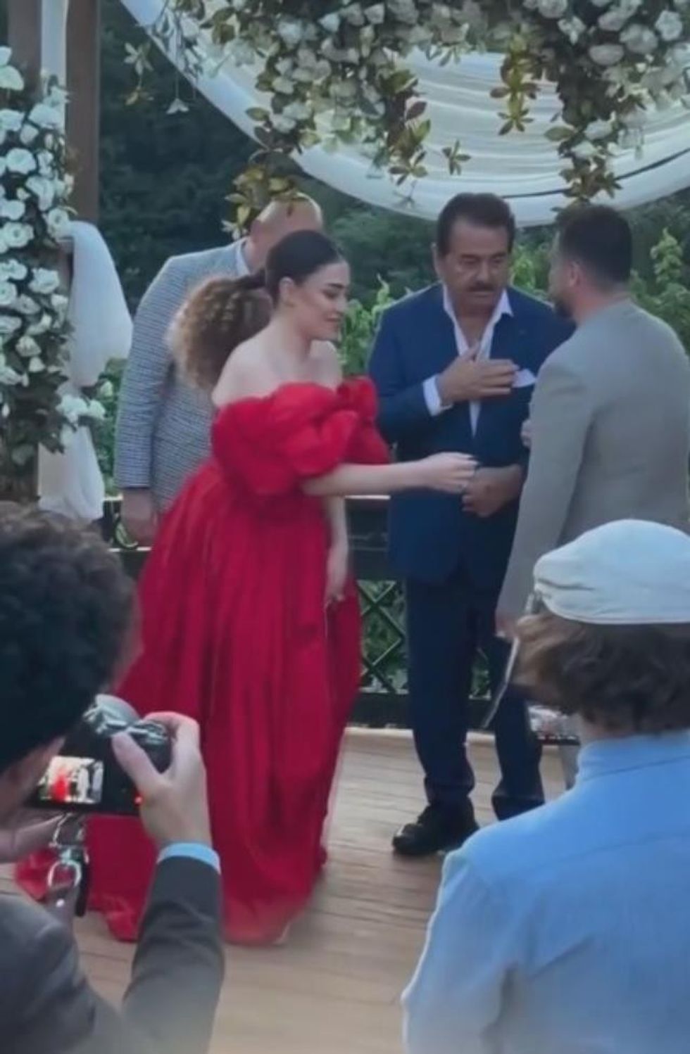 dilan citak tatlises in nisaninda dikkat ceken 14947923 1890 m