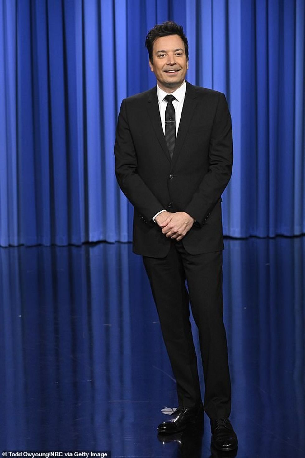 Disa muaj më parë në maj, Fallon festoi 10-vjetorin e organizimit të The Tonight Show - i cili filloi të transmetohej në 1954; parë në maj