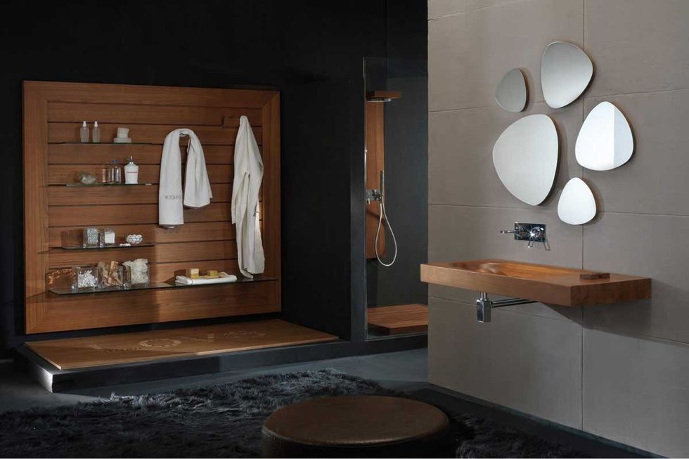 Dizajn bashkekohor me kombinime te materialit tradicional druri