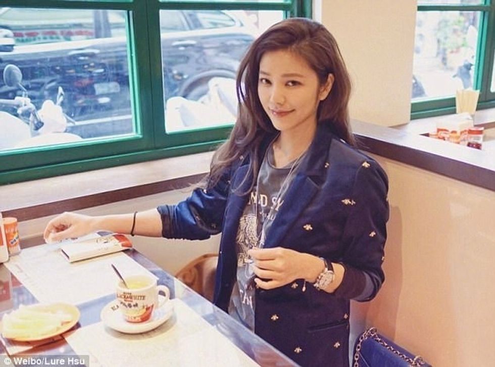 Dizajnerja zbulon sekretin e dukjes si adoleshente foto 8