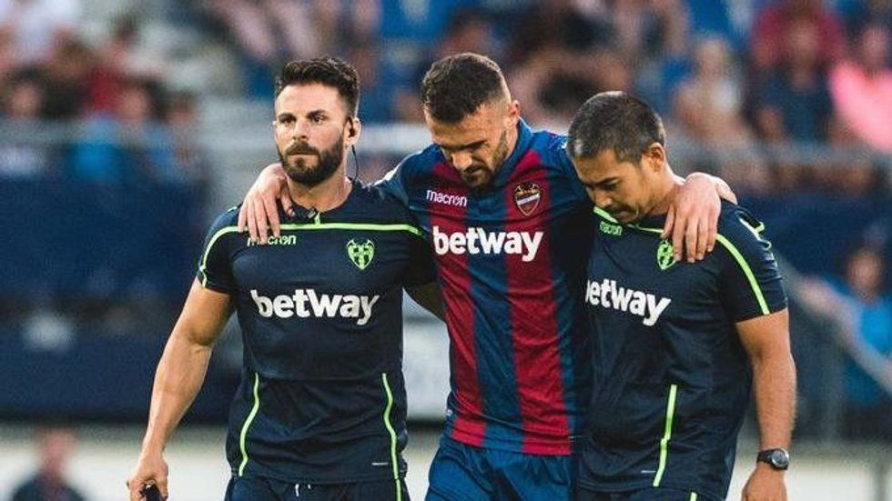 Dj2Rj4gV4AAaoBl e1547547278725