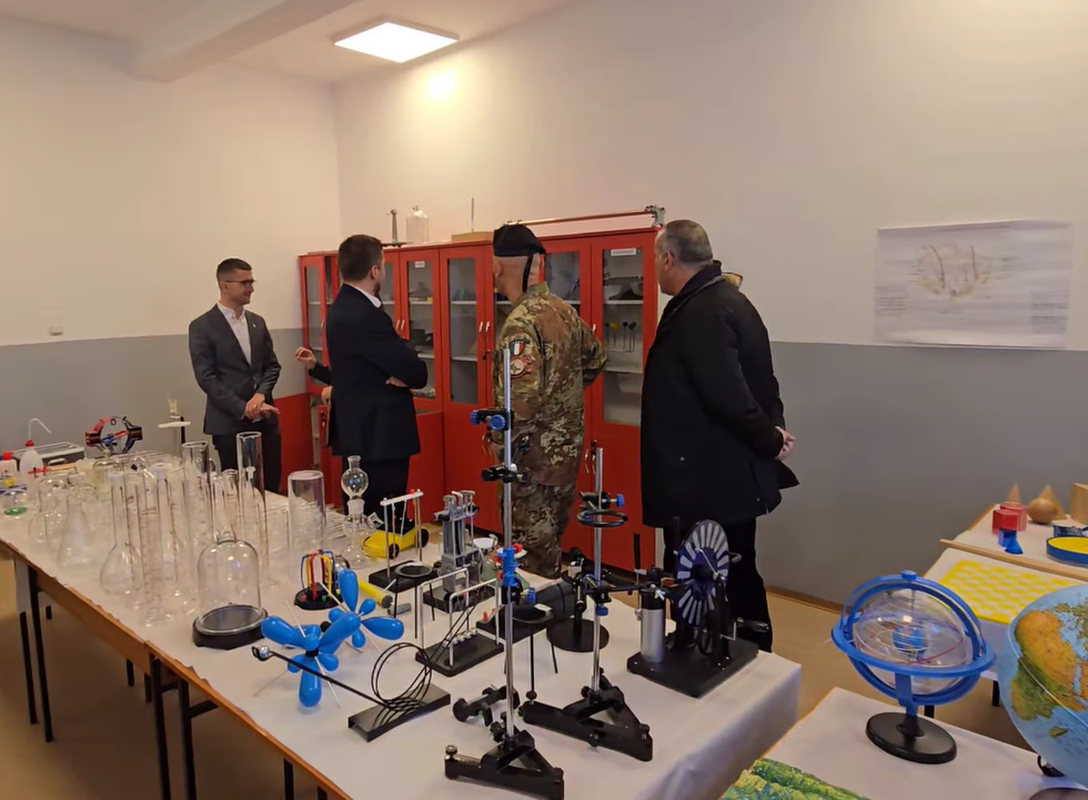 donacioni per kabinetet