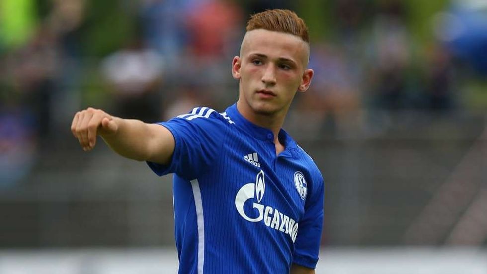 donis avdijaj schalke 04 g8la7vux8hfd1mu53s680sbq1