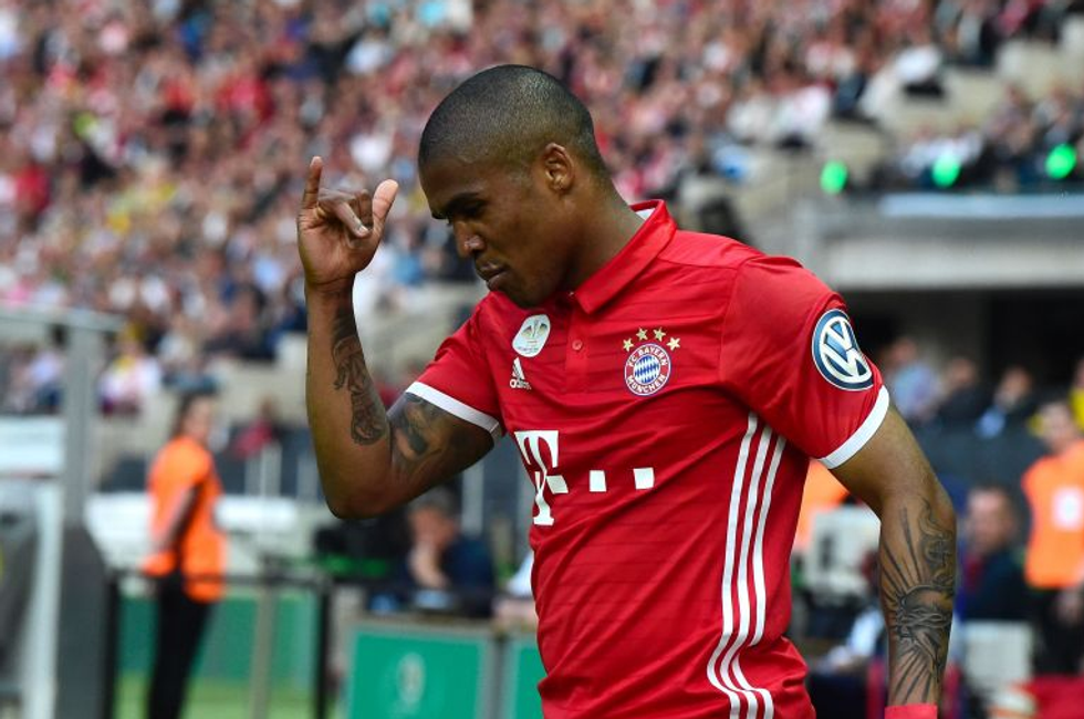 douglas costa