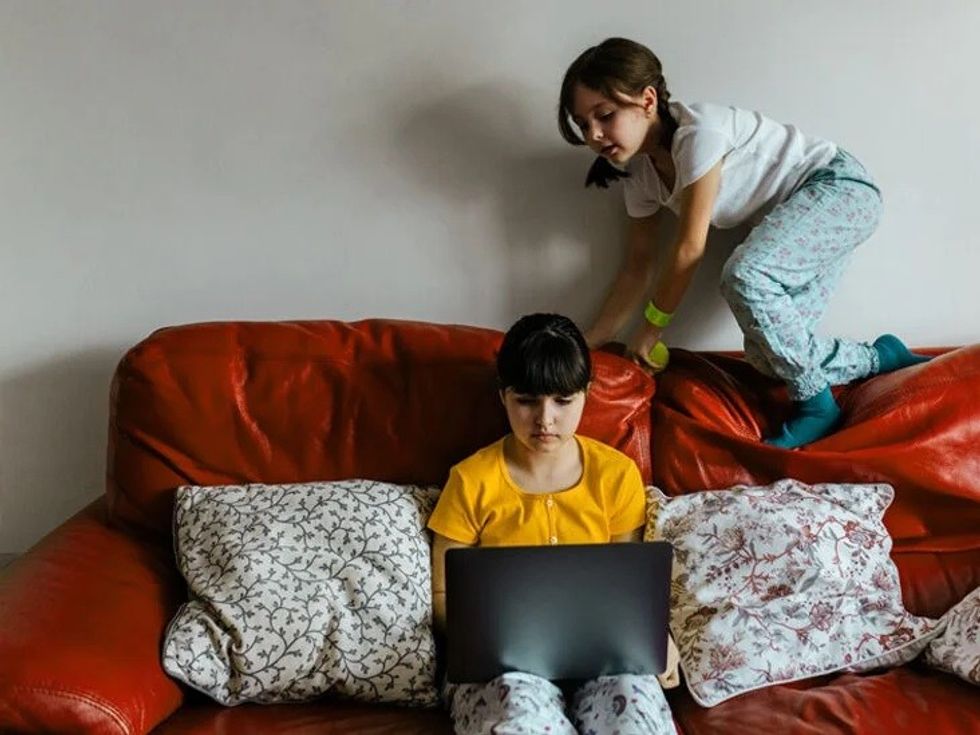 dristractions while studying 1