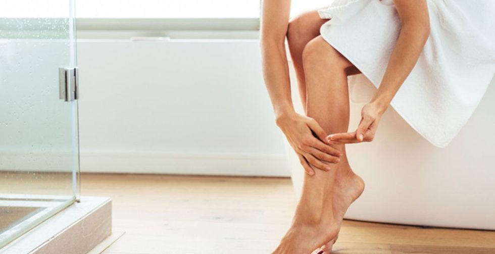 Dry itchy skin on legs 1