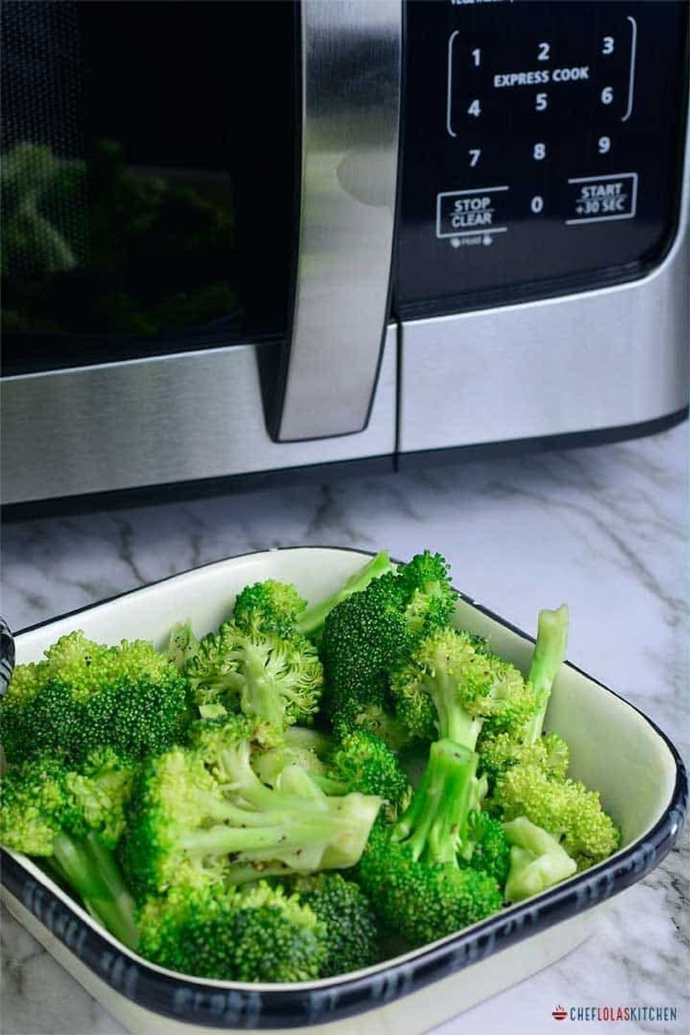 DSC0212How to microwave broccoli