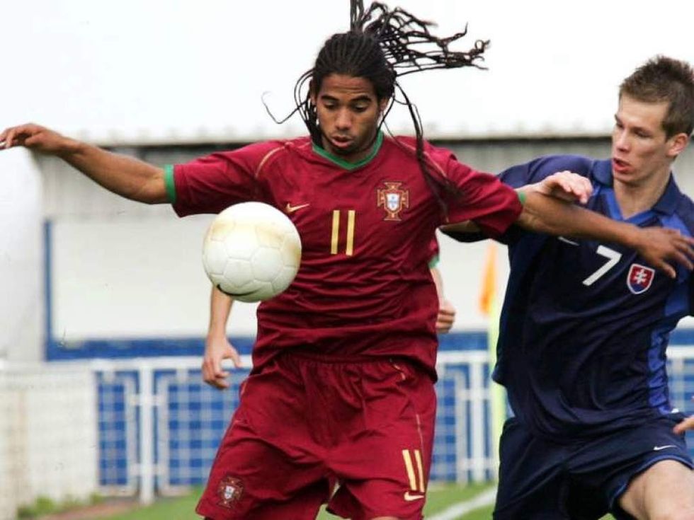 dt.common.streams.StreamServer 8