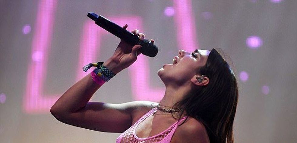 dua lipa 4 2 e1499675591391