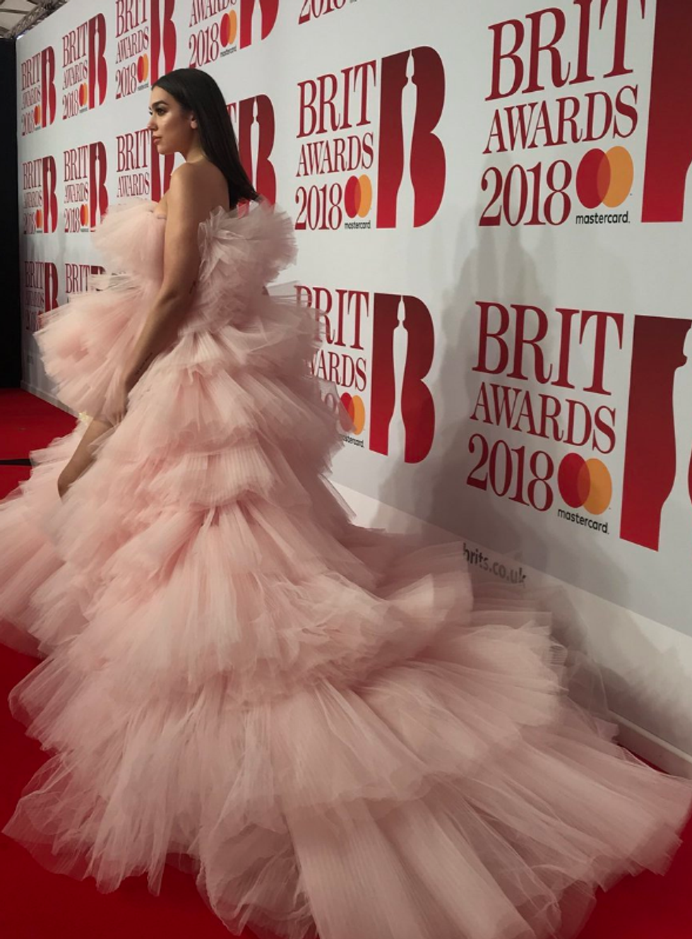 Dua Lipa brit awards 4