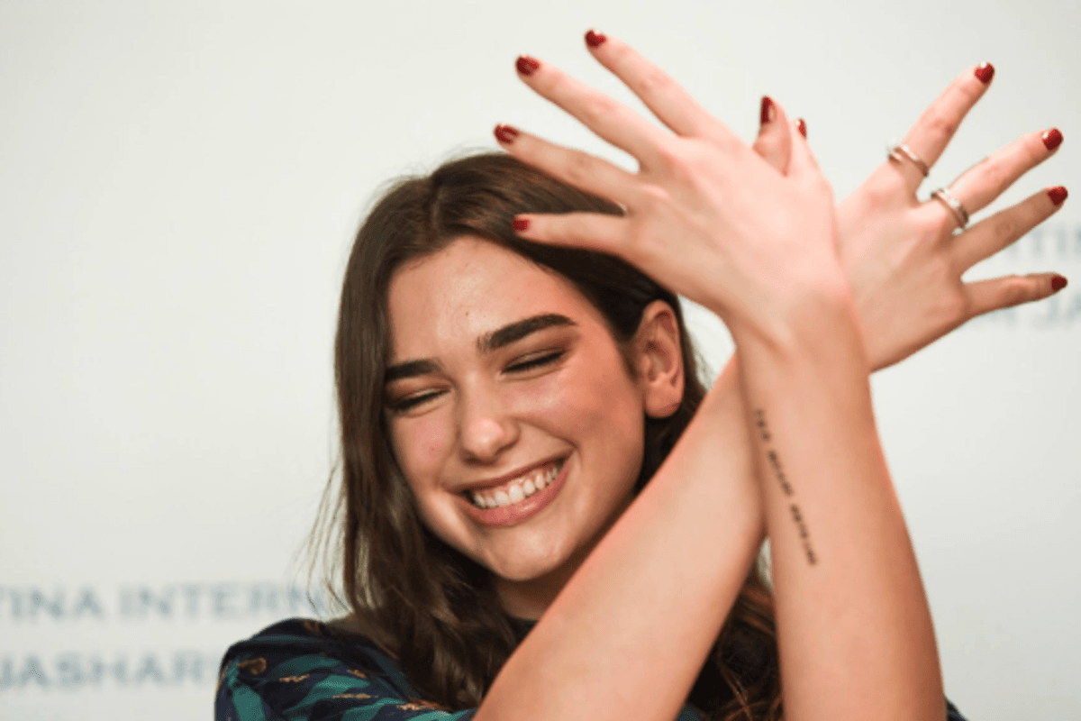 Dua Lipa uron 18-vjetorin e Pavarësisë së Kosovës Dua Lipa uron 18-vjetorin e Pavarësisë së Kosovës