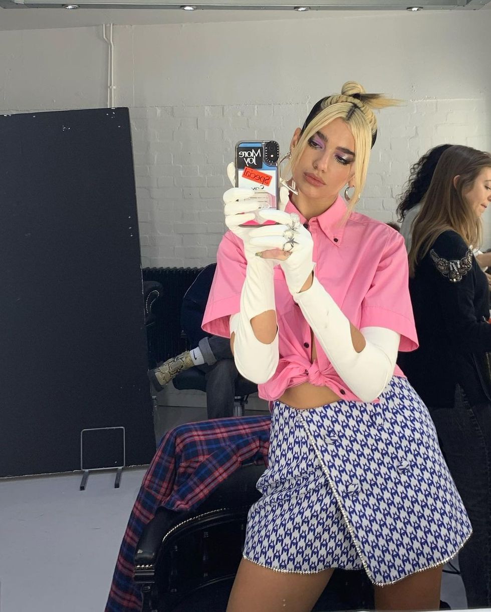 dualipa 1643366134638671983837413495198242528863522n